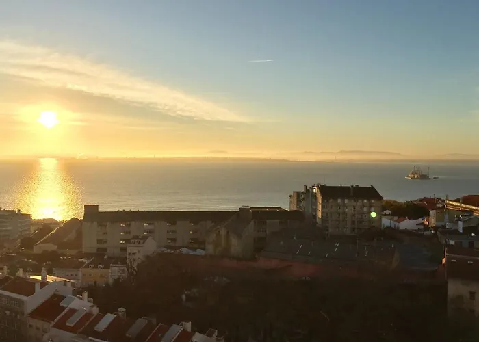 Bela Vista River View *